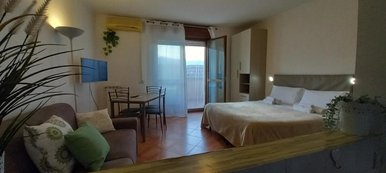 Alloggio Turistico A Via Modugno Vitinia Exteriör bild